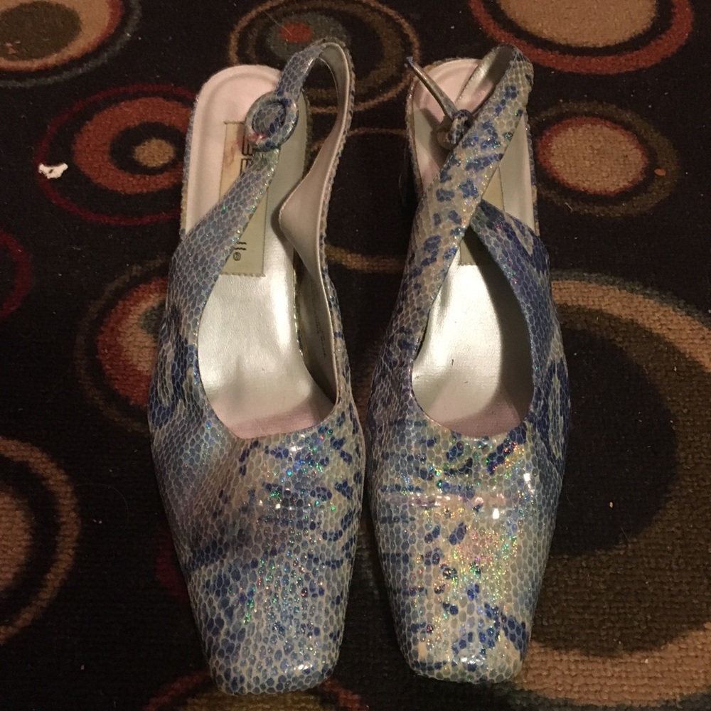 Heels small narrow